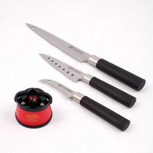Набор из трёх ножей c ножеточкой купить в телемагазине Нового Уренгоя